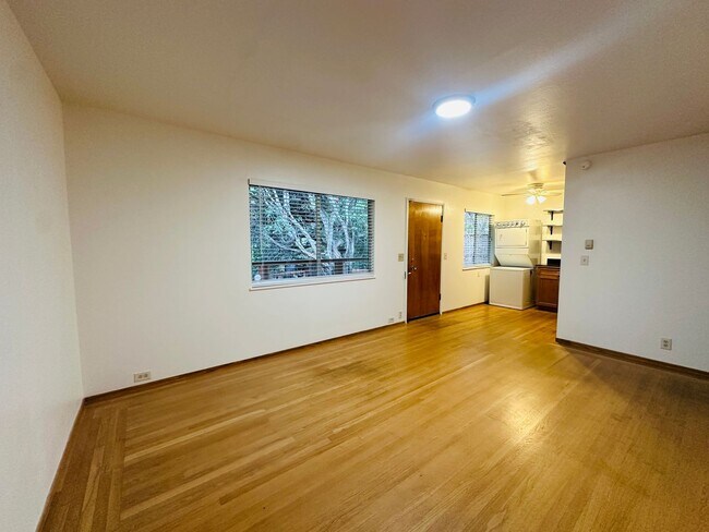 Photo - Chabot 4-plex Unit 6139 Chabot Rd