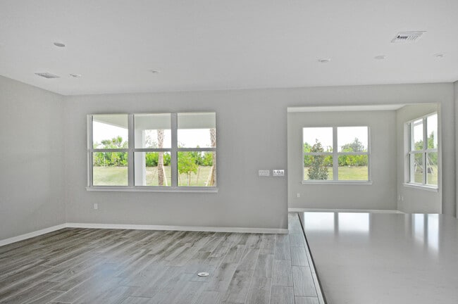 Photo - 13609 SW Vermillion Cir