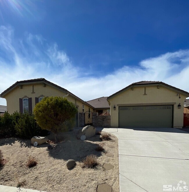 Building Photo - 1467 Bluewood Dr Rental