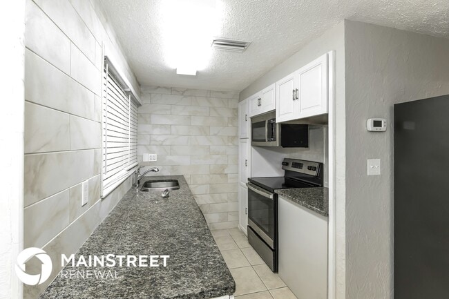 Photo - 4215 Tarpon Rd