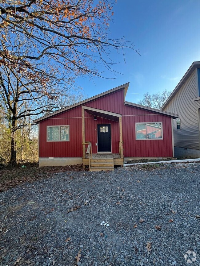 Building Photo - Outskirts of Sherwood Rental