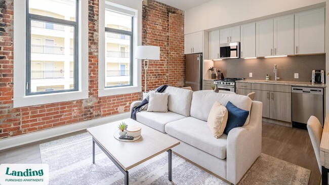 Building Photo - 425 20th St S Rental