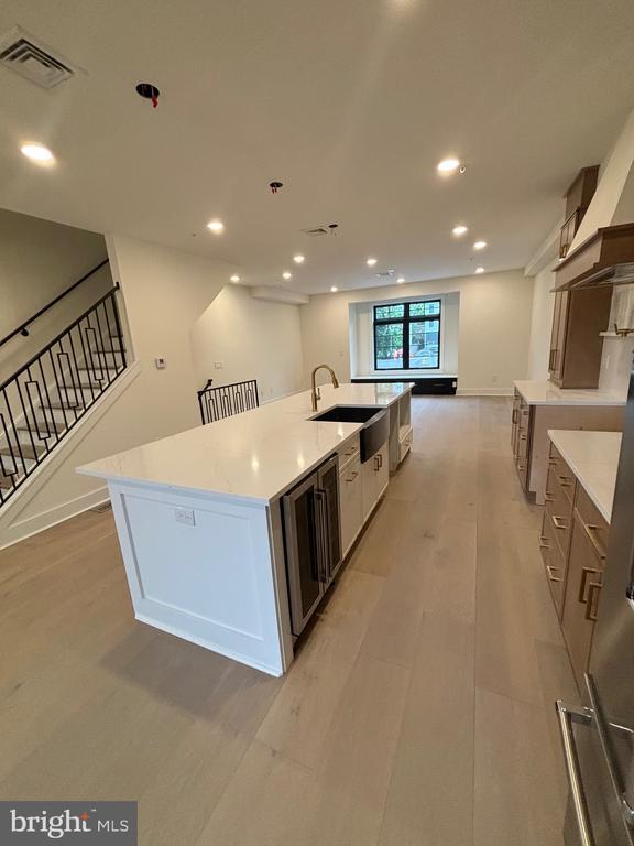 Photo - 7519 Ridge Ave