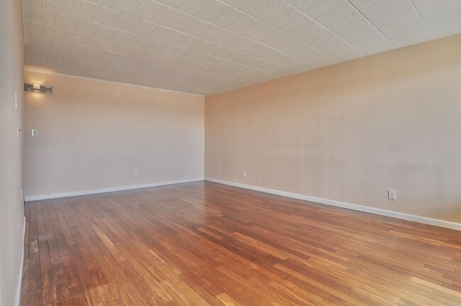 Photo - 9060 PALISADE Ave Unit 307