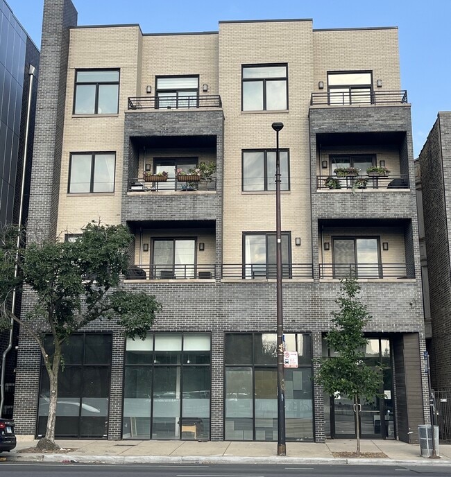 Photo - 1448 N Western Ave Unit 2A