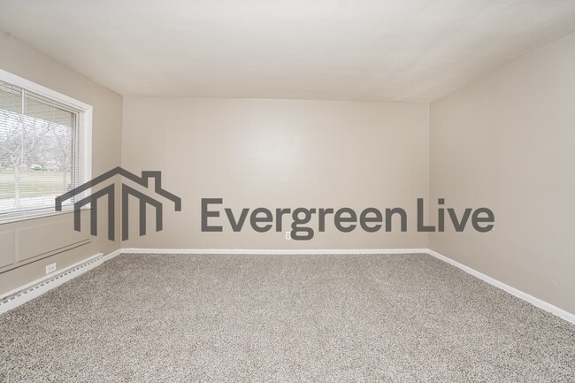 Photo - 4636 N 72nd St