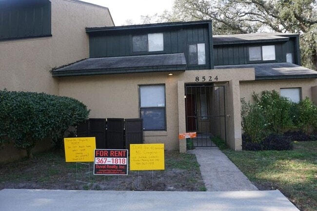 Building Photo - 3 bedroom townhouse near NAS Jax