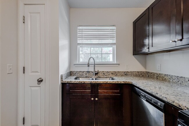 162 Barfield Way