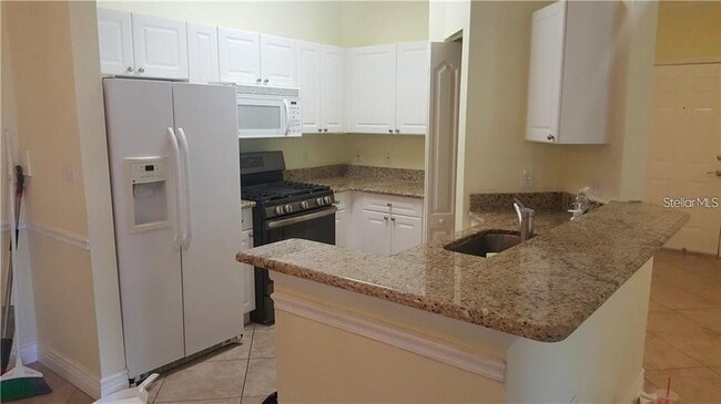 Photo - 2705 Via Murano Unidad 129