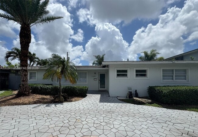Building Photo - 11235 NW 62nd Ave