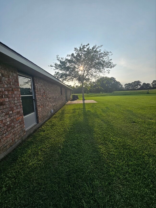 Photo - 16320 Langlinais Ln