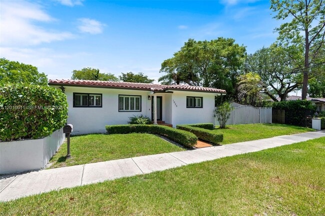 Photo - 1025 Sylvania Blvd
