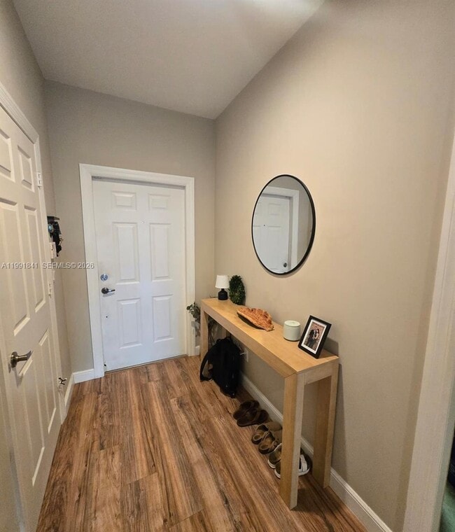 Photo - 806 SE 14th St