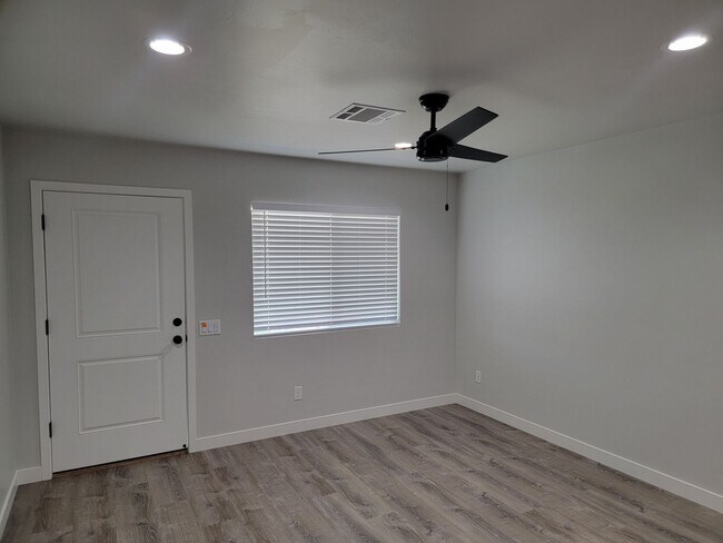 871 Baseline Rd Unit 871 Baseline Dr  #1 "O"