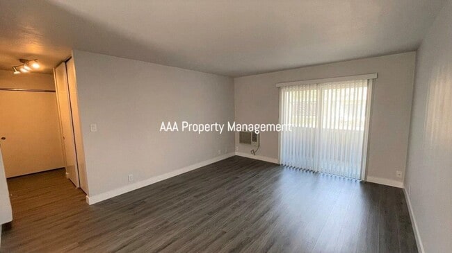 Photo - Concord Beautiful remodeled 1 bedroom 1 bath condo! Central location Unidad 58
