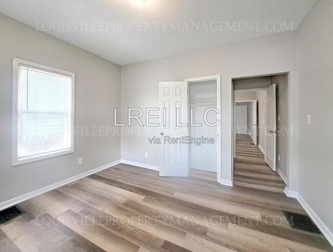 Photo - 2215 7th Street Rd
