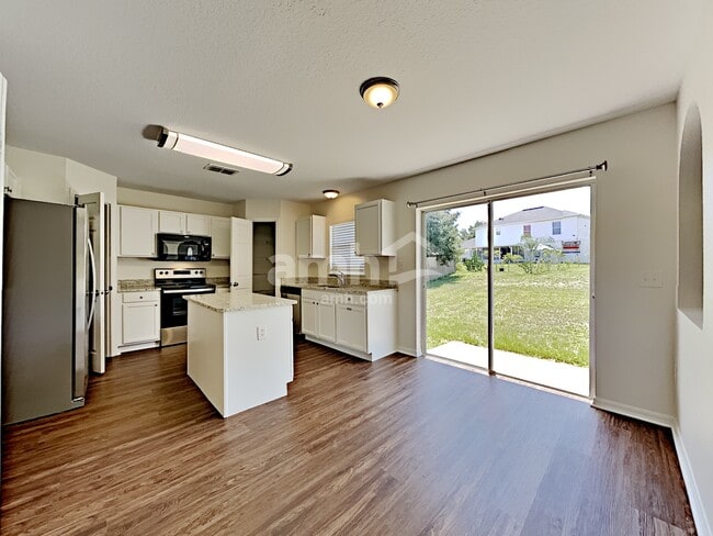 Photo - 2007 Elmhurst Ln