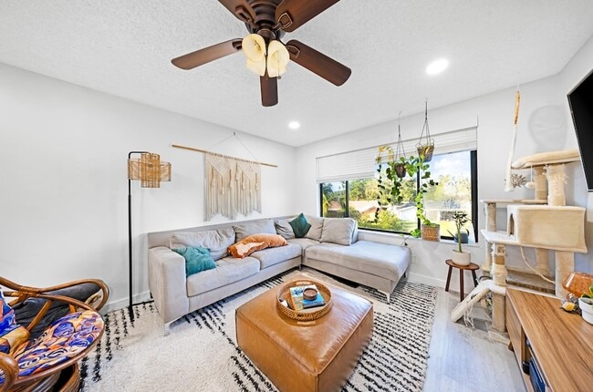 Photo - 11477 NW 39th Ct Unit 3061
