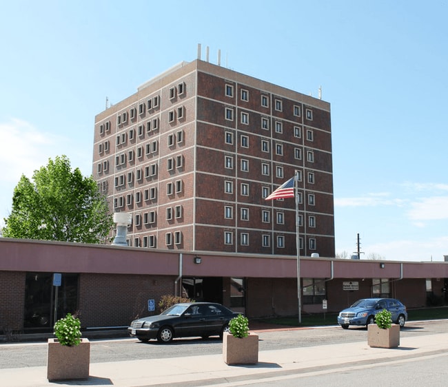 Photo - Liggins Tower