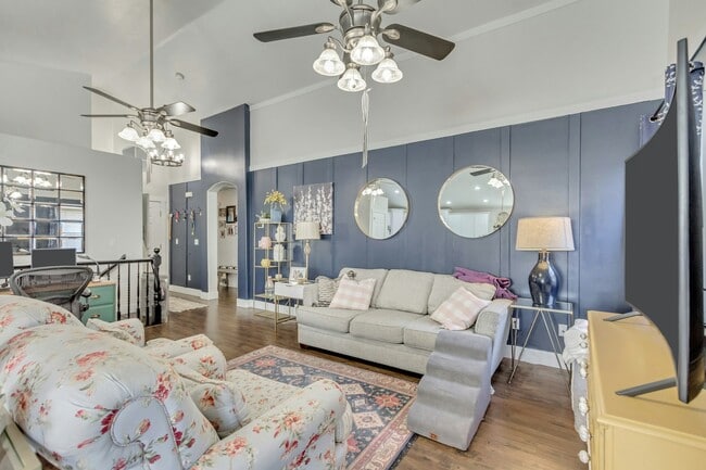 Photo - 1105 S 1420 E