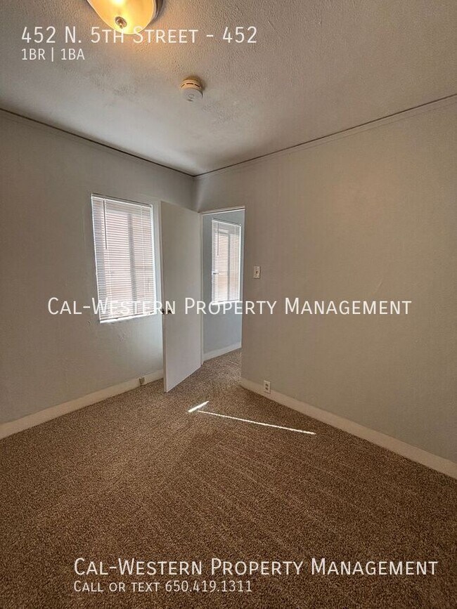 Photo - 452 N 5th St Unidad 452