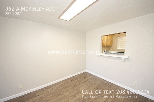 Photo - 962 McKinley Ave