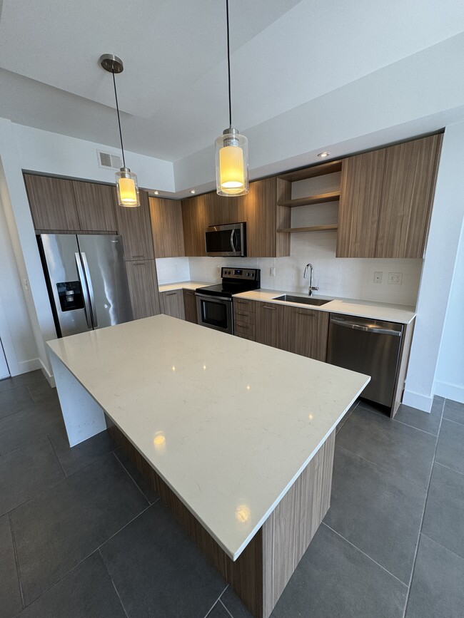 Kitchen Island - 341 NE 35th St Apartments Unit A2