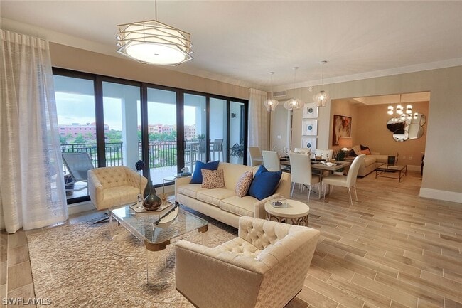 Building Photo - 1135 3rd Ave S Unit 517