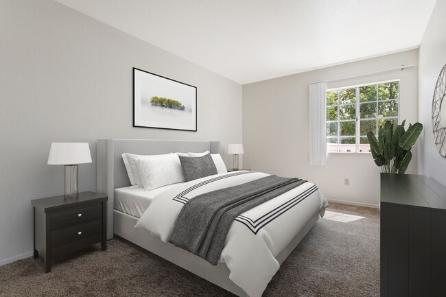 Plymouth Manor Apartments