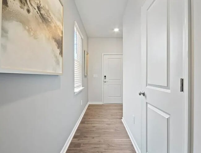 Photo - 118 Paddock Glen Dr
