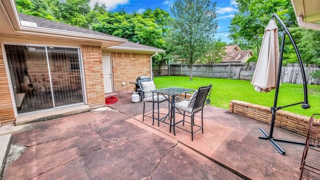 Photo - 7919 Montglen Dr