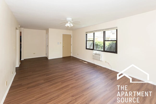 Photo - 1644 W Sherwin Ave Unit 1A