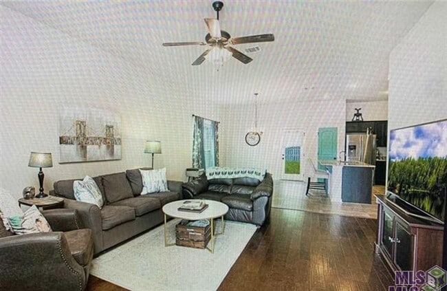 Photo - 715 Northbrook Dr