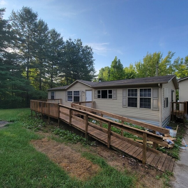 Building Photo - 3/2-Rickman, TN- For Rent