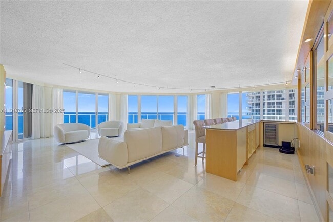 Photo - 16445 Collins Ave Unidad 1921