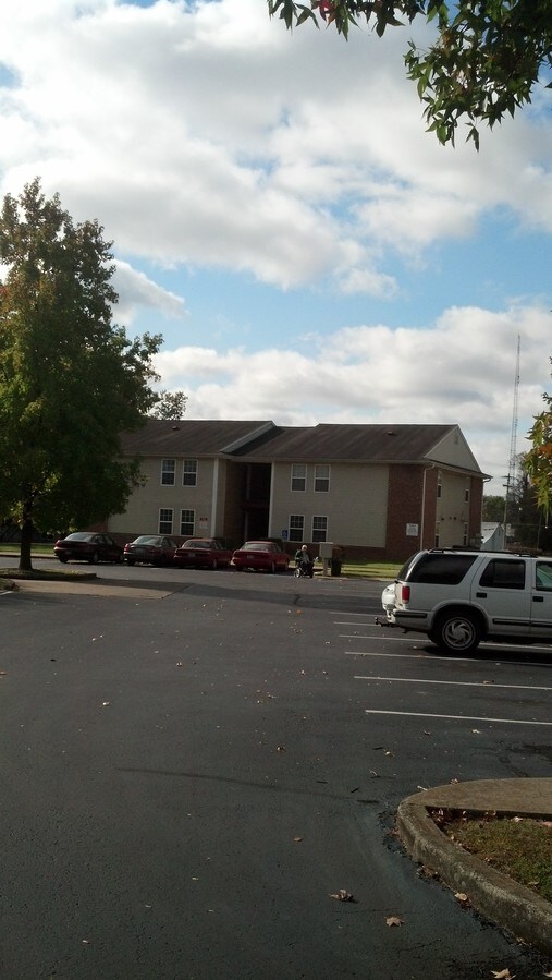 Pembroke Apartments - Pembroke Apartments