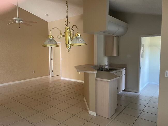 Photo - 2634-2640 Landover Blvd Unit 2638 Landover