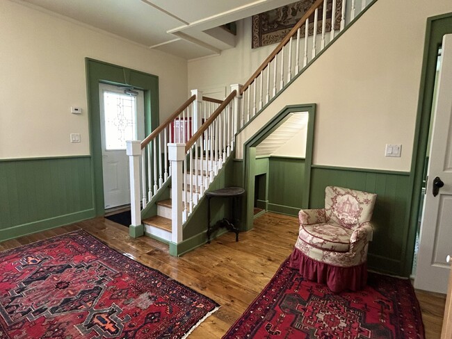 Photo - 650 Van Wagner Rd Unidad 650A