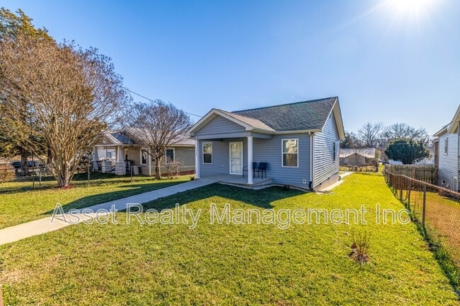 Photo - 1732 Jourolman Ave