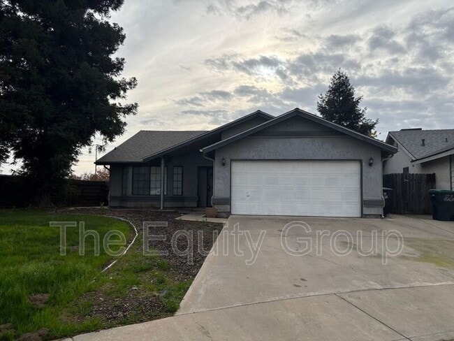 Building Photo - 3438 S San Joaquin Ct