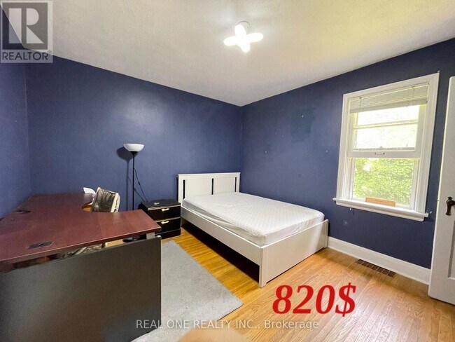 Photo - 35 Bowman St