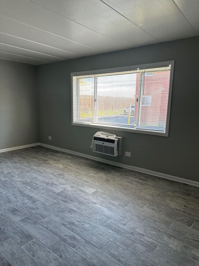 Photo - 1312 Carol St Unidad TWO BEDROOMS