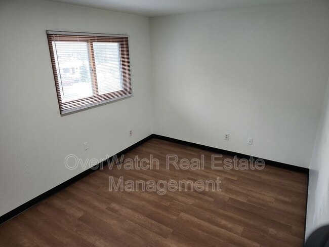 Photo - 167 Michael Ct