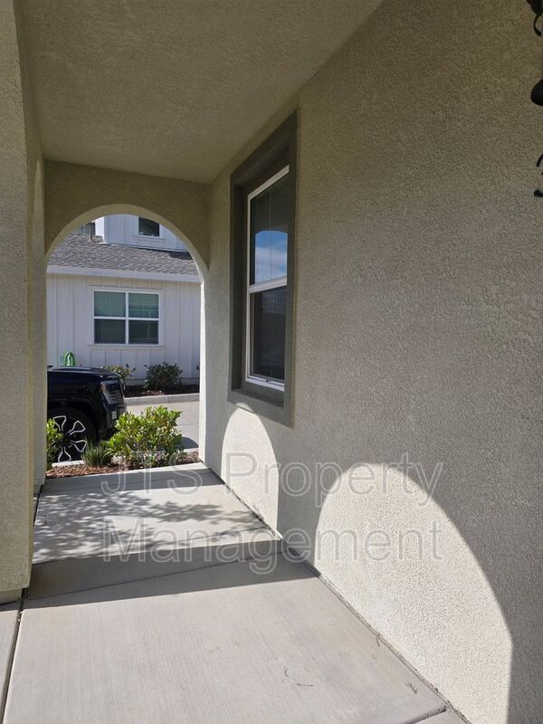 Photo - 3217 Sunny Gate Ln
