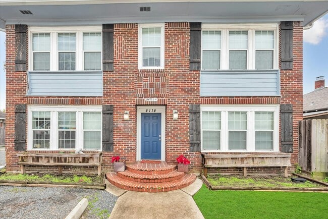 Photo - 4114 Lamar St