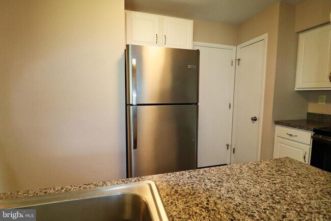 Photo - 123 N Station St