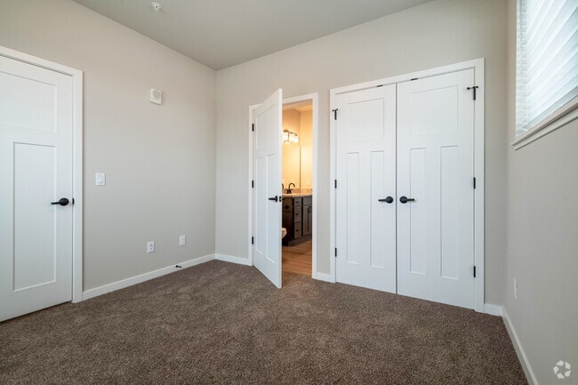 4BR, 2BA - 1288