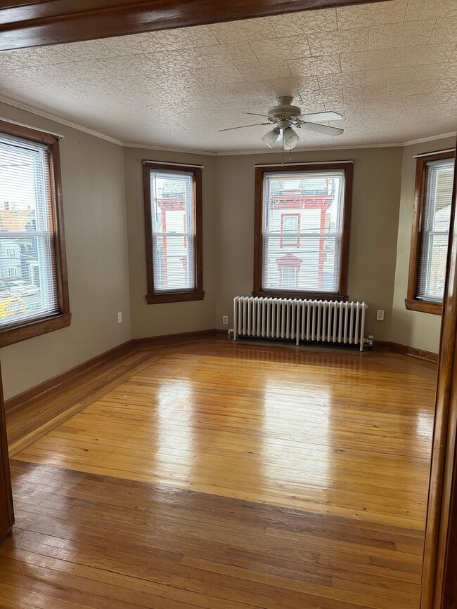 Photo - 820 Second St Unidad 820 2nd street