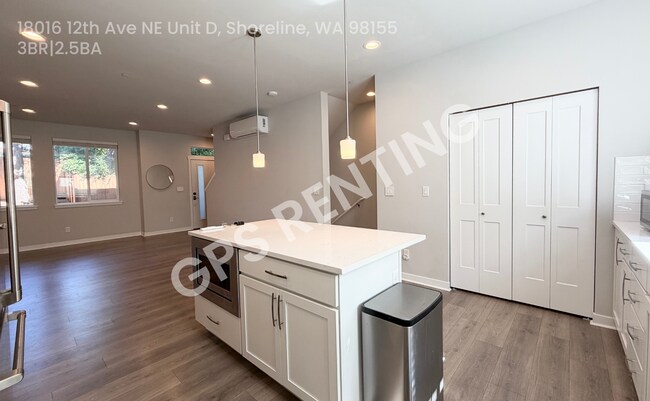 Photo - 18016 12th Ave NE