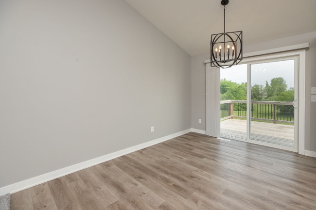 Photo - 406 9th St NW